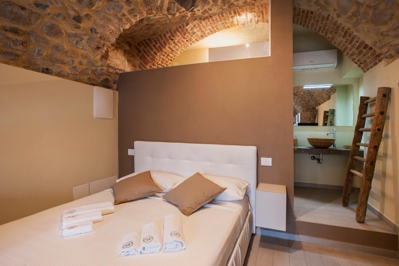 La Bellavita Del Garda Luxury Apartments San Felice del Benaco Luaran gambar